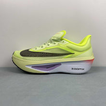 Cargar imagen en el visor de la galería, Zoom fly6 Barely Volt Volt Blue Tint Off Noir FN8455-701
