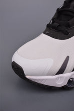Cargar imagen en el visor de la galería, Air Max Dn8 White and Black Zebra Pattern FQ7860-009
