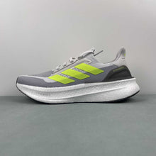 Cargar imagen en el visor de la galería, Adidas Ultra Boost 5X Grey Fluorescent Green IH3108
