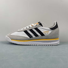 Cargar imagen en el visor de la galería, Adidas SL 72 RS Cloud White Core Black Spark IH4823
