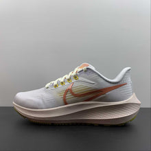 Cargar imagen en el visor de la galería, Air Zoom Pegasus 39 Iris Whisper Madder Root DH4072-501
