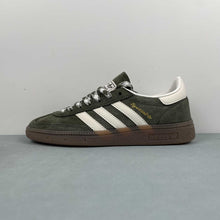 Cargar imagen en el visor de la galería, Adidas Handball Spezial Olive Strata Gum KI5940
