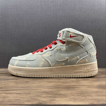 Cargar imagen en el visor de la galería, Levis x Air Force 1 07 Mid Beige Red 51122-215
