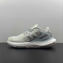 Cargar imagen en el visor de la galería, Adidas Nite Jogger Boost Cloud White Metallic Silver FX6171
