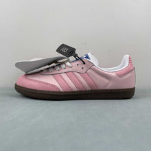 Cargar imagen en el visor de la galería, Adidas Samba OG Pink Retro Classic Lightweight Ablooding Peach Princess IG1024TL
