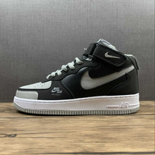 Cargar imagen en el visor de la galería, Air Force 1 07 Mid LV8 Utility Black Medium Grey White BQ6819-008
