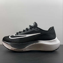 Cargar imagen en el visor de la galería, Zoom Fly 5 Black White DM8968-001
