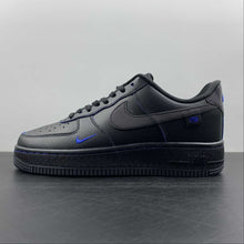 Cargar imagen en el visor de la galería, Air Force 1 07 Low Worldwide Black Royal FB1840-001
