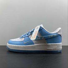 Cargar imagen en el visor de la galería, Air Force 1 Low Nail Art White University Blue DX2937-100
