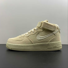 Cargar imagen en el visor de la galería, Air Force 1 07 Mid Stussy Fossil Sail DJ7841-200
