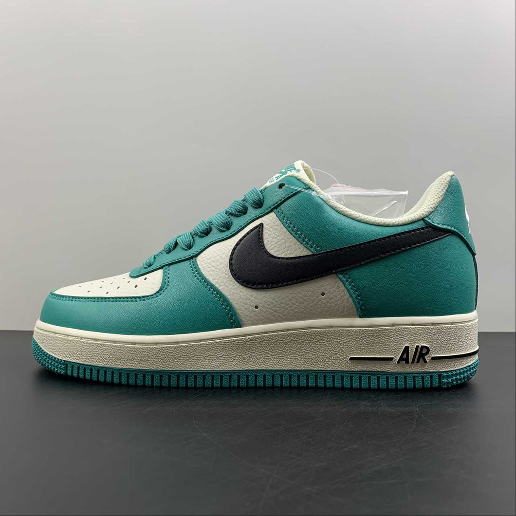 Air Force 1 07 Low SU19 Green Lake Bridge Black GH5696-302