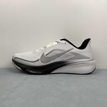 Cargar imagen en el visor de la galería, Air Zoom Pegasus 42 Summit White Black Metallic Silver II7210-100
