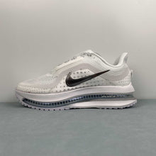 Cargar imagen en el visor de la galería, Pegasus Premium White Metallic Silver HQ2592-102
