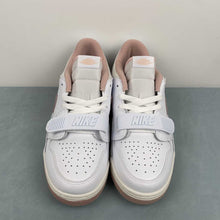 Cargar imagen en el visor de la galería, Air Jordan Legacy 312 Low White Pink Oxford FQ7827-116
