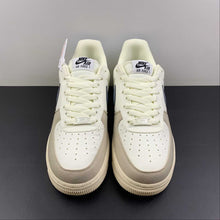 Cargar imagen en el visor de la galería, Air Force 1 07 Low Vintage Blue White Sail DG2296-022
