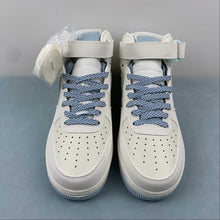 Cargar imagen en el visor de la galería, Air Force 1 07 Mid Off White Light Blue SH0235-555
