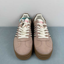 Cargar imagen en el visor de la galería, Adidas Gazelle Bold Wonder Quartz Core Black Core Black IE0429
