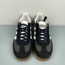 Cargar imagen en el visor de la galería, Adidas Handball Spezial Carbon Off White Black IH6590
