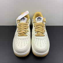Cargar imagen en el visor de la galería, Air Force 1 07 LV8 Sail Tan Black FD9063-101
