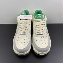 Cargar imagen en el visor de la galería, LV x Air Force 1 07 Low Cream White Green Gold BS8856-116
