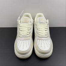 Cargar imagen en el visor de la galería, Air Force 1 07 Low Rock Apricot White KP6936-669
