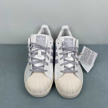 Cargar imagen en el visor de la galería, Adidas Superstar 2 Core White Silver Dawn Chalk White JR6984
