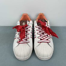Cargar imagen en el visor de la galería, Adidas Superstar 2 x Toy Story Off White Halo Blue Scarlet KK4472
