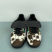 Cargar imagen en el visor de la galería, Adidas Samba LT Core Black Lucid Blue Gold Metallic JS3930
