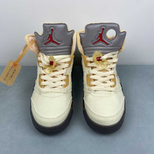 Cargar imagen en el visor de la galería, Air Jordan 5 Retro Off-White Sail Sail Fire Red Muslin Black DH8565-100
