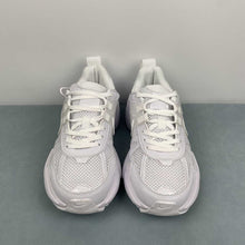 Cargar imagen en el visor de la galería, Nike V2k Run All White HQ1512-100
