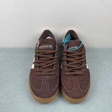 Cargar imagen en el visor de la galería, Adidas Handball Spezial Sporty &amp; Rich Brown IH2612
