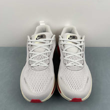 Cargar imagen en el visor de la galería, Nike Zoom Vomero 18 Whie Red HM6803-001
