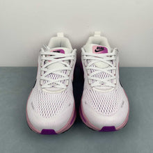 Cargar imagen en el visor de la galería, Nike Zoom Vomero 18 Summit White Elemental Pink Red Plum Black HM6804-105
