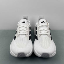 Cargar imagen en el visor de la galería, Adidas UltraBoost 5X Cloud White Core Black Halo Silver IH3111

