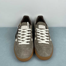 Cargar imagen en el visor de la galería, Adidas Handball Spezial Earth Strata Off White Gum IF6490
