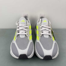 Cargar imagen en el visor de la galería, Adidas Ultra Boost 5X Grey Fluorescent Green IH3108
