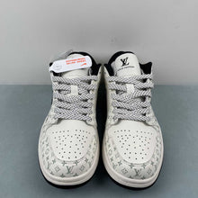 Cargar imagen en el visor de la galería, Air Jordan 1 Low LV Off White Black SJ9950-006
