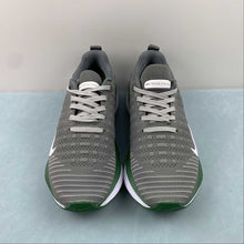 Cargar imagen en el visor de la galería, Nike ReactX Infinity Run 4 Cool Grey Gorge Green FJ1221-006
