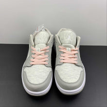 Cargar imagen en el visor de la galería, Air Jordan 1 Low SE Lt Iron Ore White Atmosphere DQ6076-001
