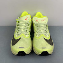 Cargar imagen en el visor de la galería, Zoom fly6 Barely Volt Volt Blue Tint Off Noir FN8455-701
