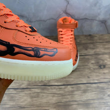 Cargar imagen en el visor de la galería, Air Force 1 07 Mid Skeleton Brilliant Orange Black CU8067-801
