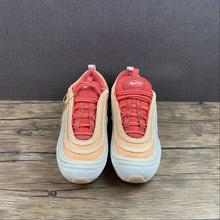 Cargar imagen en el visor de la galería, Air Max 97 Sisterhood Cashmere Orange Chalk Rattan Metallic Gold DM8943-700
