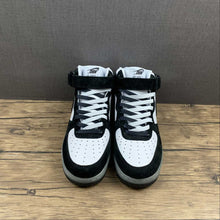 Cargar imagen en el visor de la galería, Air Force 1 07 Mid Slam Jam Black White Gray BC9825-101
