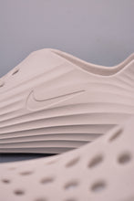Cargar imagen en el visor de la galería, Nike ReactX Rejuven8 Desert Color HV5062-100
