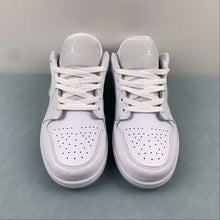 Cargar imagen en el visor de la galería, Air Jordan 1 Low GS White Iridescent Glitter Summit White Ice Blue FQ9112-100
