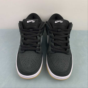 SB Dunk Low Black White Gum Light Brown CD2563-006