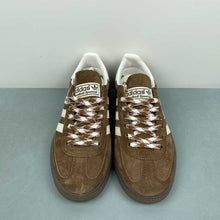 Cargar imagen en el visor de la galería, Adidas Handball Spezial Wild Brown Gum KI5938
