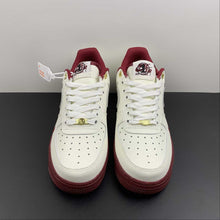 Cargar imagen en el visor de la galería, Air Force 1 07 Low 40th Anniversary Sail Team Red Metallic Gold DQ7582-100
