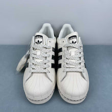 Cargar imagen en el visor de la galería, Adidas Superstar x Bape HS3077
