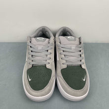 Cargar imagen en el visor de la galería, SB Force 58 Grey Green Dark White DV5477-105
